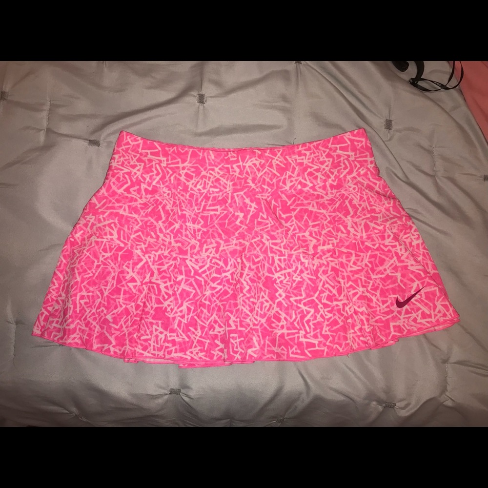 Hot pink Nike tennis skirt